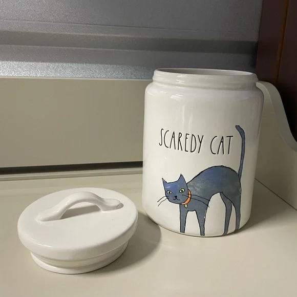 Rae Dunn Scaredy Cat Canister for Halloween - Picture 2 of 5